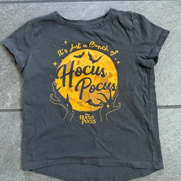 Old Navy Hocus Pocus Kids Tee - Black and Orange - Picture 2 of 4